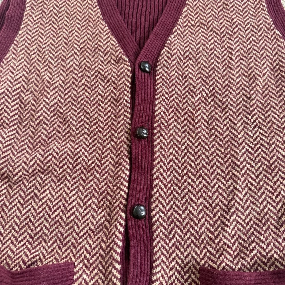 Lands' End sweater vest Burgundy red Herringbone Knit V Neck button font XXL